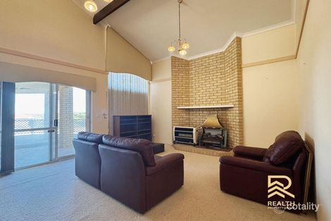 Property photo of 12 Moir Road Kardinya WA 6163