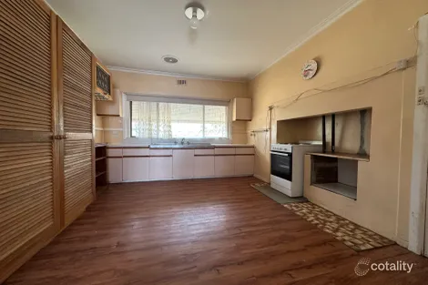 Property photo of 2 Princes Court Werribee VIC 3030