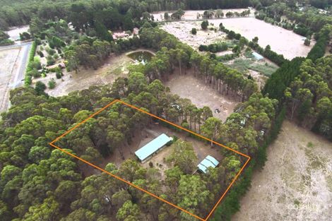 Property photo of 18 Feeleys Lane Trentham VIC 3458