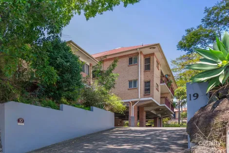 Property photo of 19 Windsor Road Red Hill QLD 4059