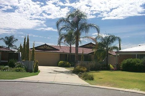 30 Ballaruk Gr, High Wycombe, WA 6057