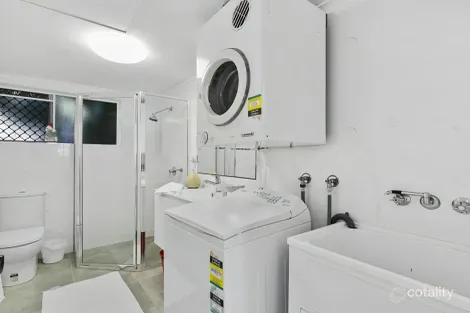 Property photo of 2/69-73 Arlington Esplanade Clifton Beach QLD 4879