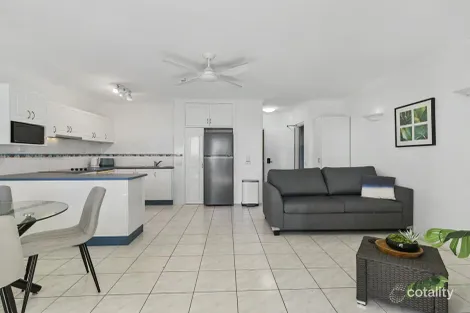 Property photo of 2/69-73 Arlington Esplanade Clifton Beach QLD 4879