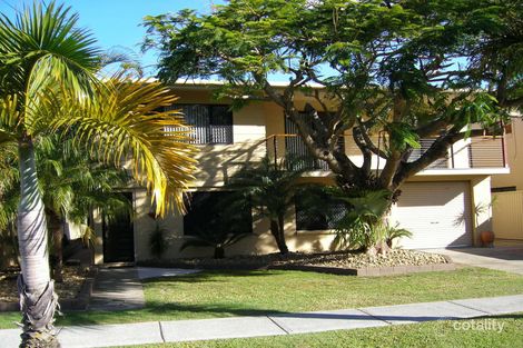 32 Howard St, Runaway Bay, QLD 4216