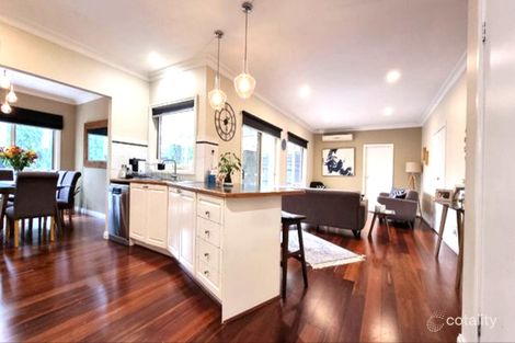 24 Longfellow Ave, Mooroolbark, VIC 3138