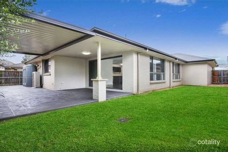 Property photo of 2 Liz Kernohan Drive Elderslie NSW 2570