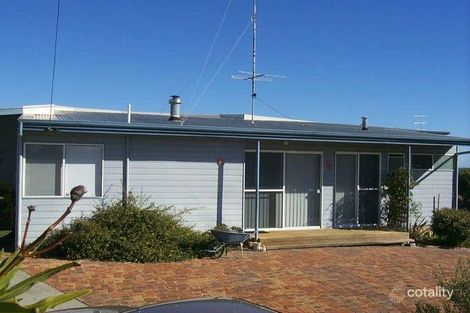 Property photo of 5 McCallum Court Binningup WA 6233