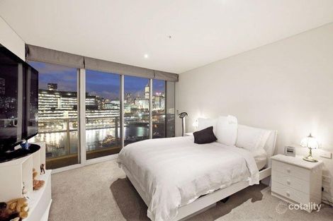 Property photo of 1101/80 Lorimer Street Docklands VIC 3008