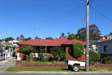 21 Cummins St, Unanderra, NSW 2526
