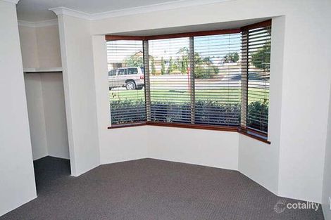 Property photo of 11 Admiralty Crescent Halls Head WA 6210