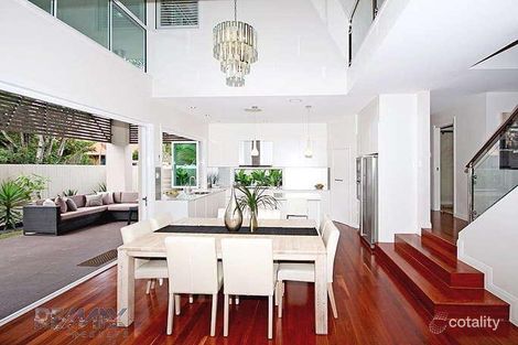 122 Mowbray Tce, East Brisbane, QLD 4169