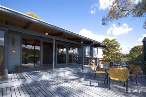 Property photo of 1 Molineaux Place Farrer ACT 2607