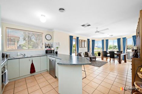 Property photo of 2 Bunduluk Crescent Ngunnawal ACT 2913