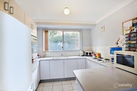 Property photo of 18 Kalbarri Crescent Bow Bowing NSW 2566
