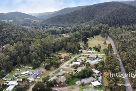 18 Creekside Dr, Flowerdale, VIC 3717