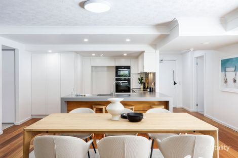 Property photo of 2/5-7 Cronin Avenue Main Beach QLD 4217