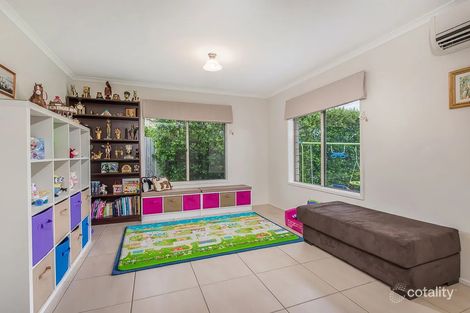Property photo of 8 Warabi Place Burnside QLD 4560