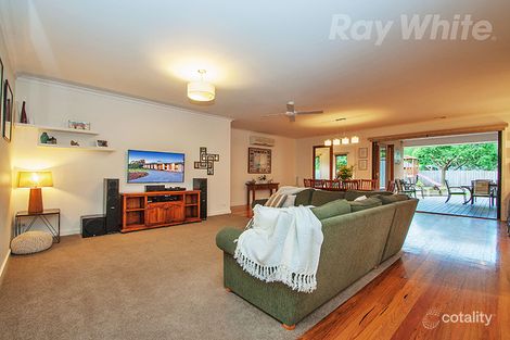 Property photo of 2 Larissa Court Croydon VIC 3136