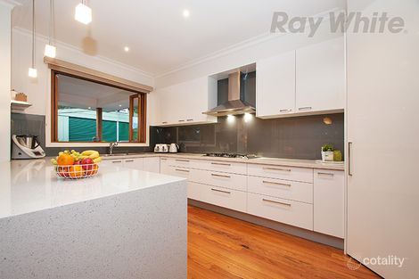 Property photo of 2 Larissa Court Croydon VIC 3136