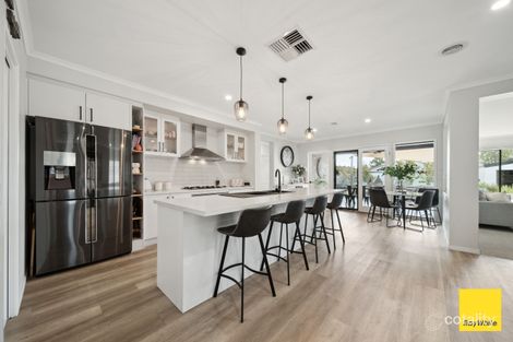 Property photo of 14 Ambrosia Rise Epsom VIC 3551