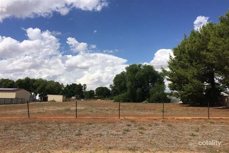 24 Hoskins St, Nyngan, NSW 2825