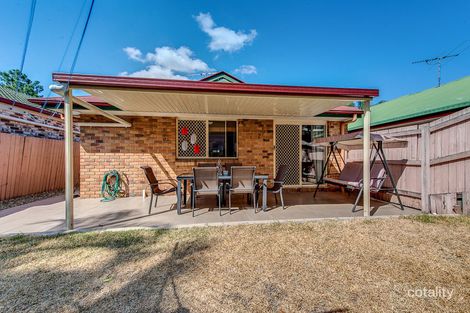 Property photo of 48 Rimu Crescent Forest Lake QLD 4078