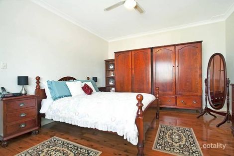 Property photo of 15 Buff Point Avenue Buff Point NSW 2262