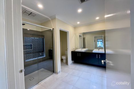 Property photo of 7 Oleander Parade Mickleham VIC 3064