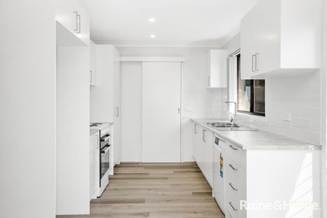 17/1 Noela Pl, Oxley Park, NSW 2760