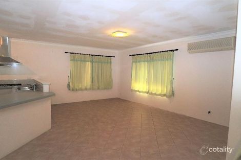 Property photo of 2A Cueesun Court Redcliffe WA 6104