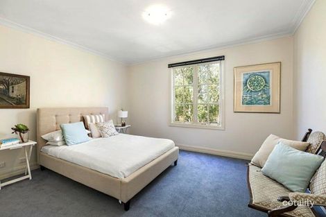 Property photo of 11/679 Toorak Road Toorak VIC 3142