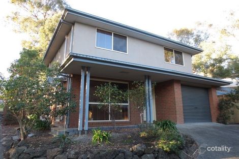 1/5 Mccarthy Gr, Montmorency, VIC 3094
