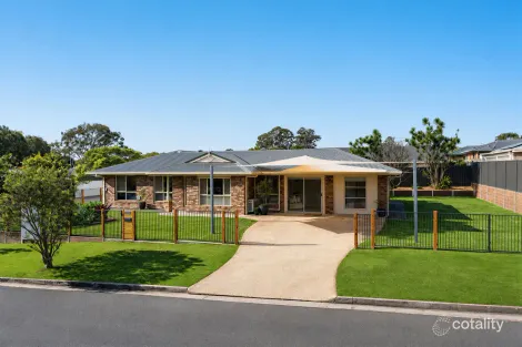 Property photo of 7 Almond Birkdale QLD 4159