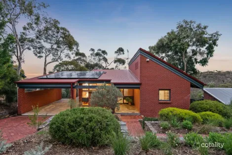 Property photo of 26 Banksia Crescent Belair SA 5052