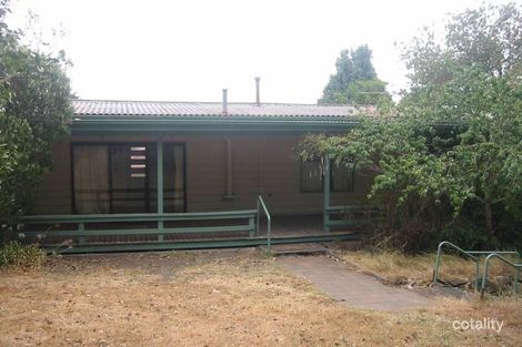 77 Lyall Rd, Berwick, VIC 3806