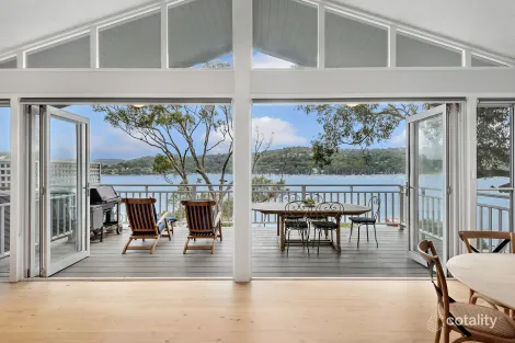 Property photo of 89 Florence Terrace Scotland Island NSW 2105