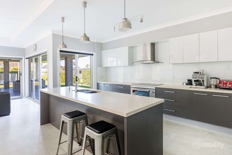Property photo of 21 St Andrews Way Coolangatta NSW 2535