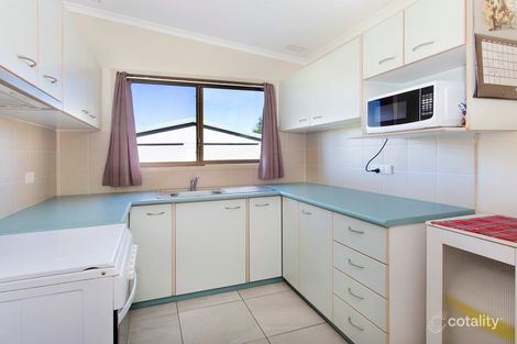 Property photo of 38 Bambil Crescent Dapto NSW 2530