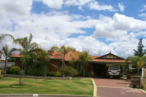 136 Brown Cres, Seville Grove, WA 6112