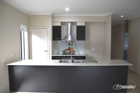 Property photo of 22 Longfield Way Deer Park VIC 3023