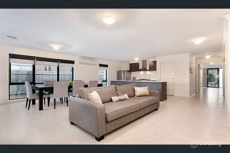 Property photo of 7 Bloomfield Place Truganina VIC 3029