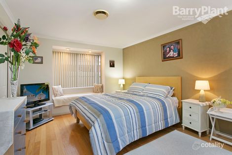 Property photo of 11 Glenbrae Court Berwick VIC 3806