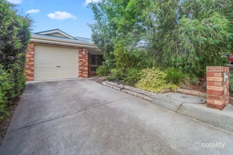 Property photo of 1 Merong Place Bourkelands NSW 2650