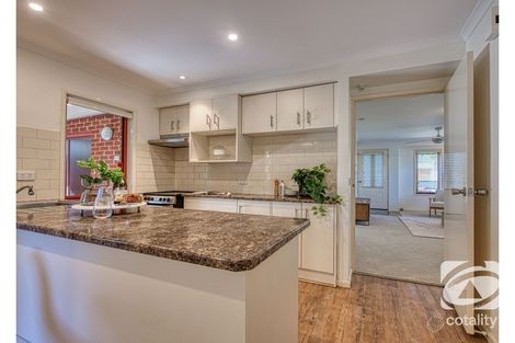 Property photo of 25 William Road Berwick VIC 3806