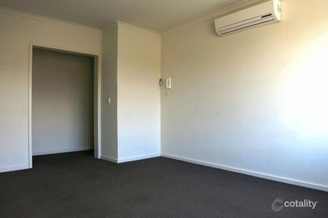 Property photo of 1/70 Westbury Street St Kilda East VIC 3183