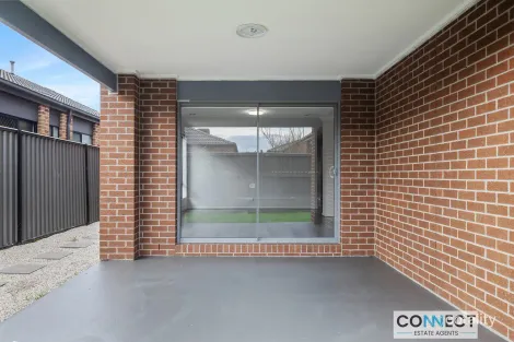 Property photo of 33 Burford Way Cranbourne North VIC 3977