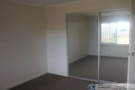 Property photo of 23 Narellan Drive Hampton Park VIC 3976
