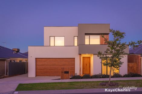 36 Columbia Dr, Officer, VIC 3809