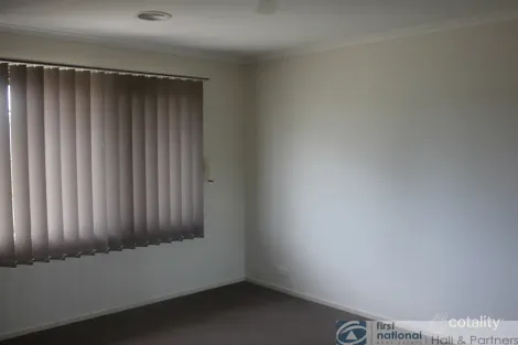 Property photo of 23 Narellan Drive Hampton Park VIC 3976