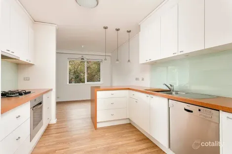 Property photo of 2/54 Studley Park Road Kew VIC 3101